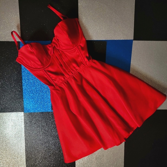 💋 Victoria's Secret: Bow-Topped Bustier Slip Dress, Lipstick Red, Sz Small, NWT - Picture 7 of 12